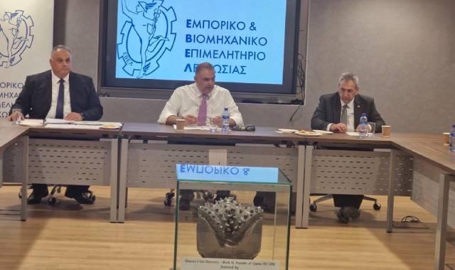 Ο Υπουργός Εργασίας και Κοινωνικών Ασφαλίσεων στο ΕΒΕ Λευκωσίας